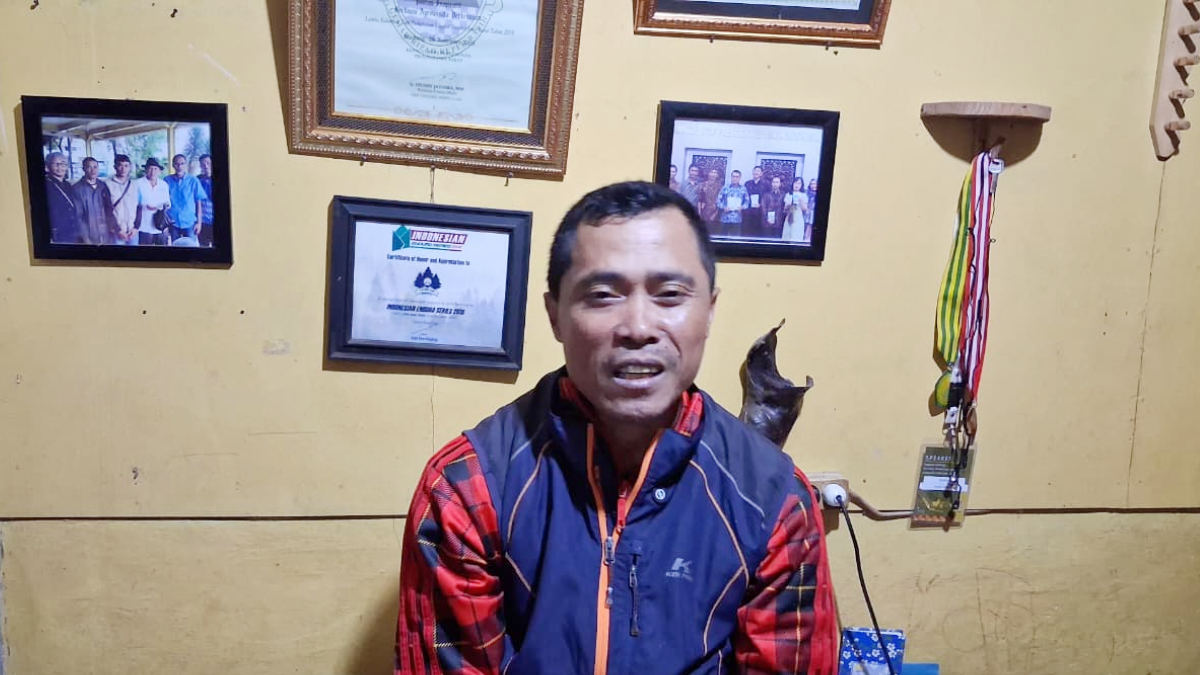 Ketua Kelompok Tani Cibulao Hijau Karyono saat menyampaikan keterangan kepada Radar Bogor.