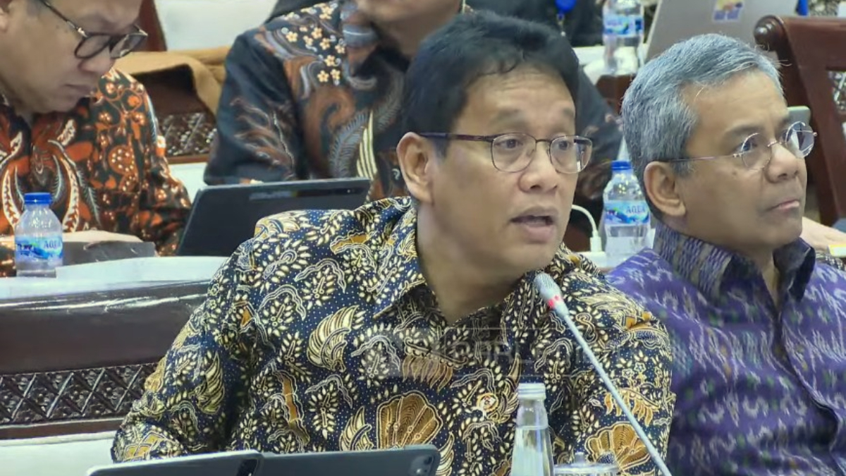 Menkeu,&nbsp;Purbaya Yudhi Sadewa saat rapat&nbsp;kerja bersama Komisi XI DPR RI pada Kamis (27/11/2025).