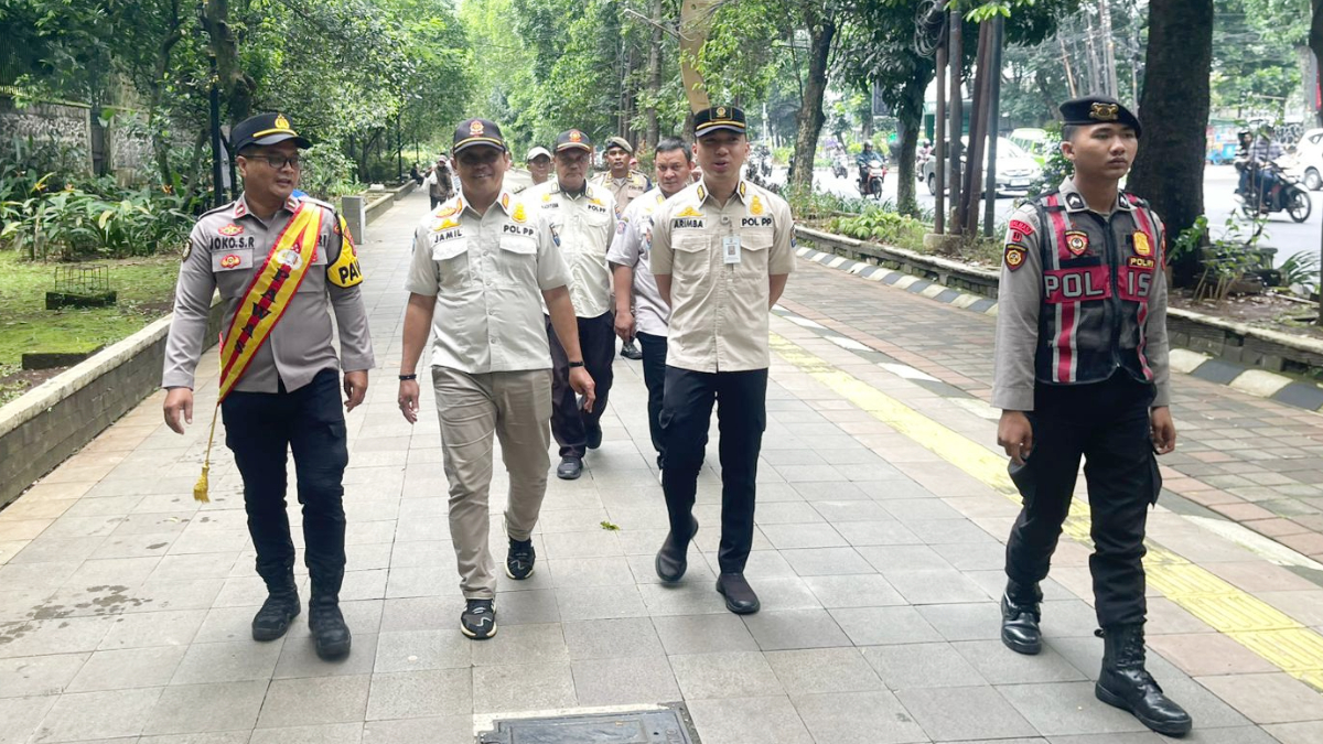 Satgas Anti Premanisme saat melakukan razia di kawasan SSA, Kota Bogor.