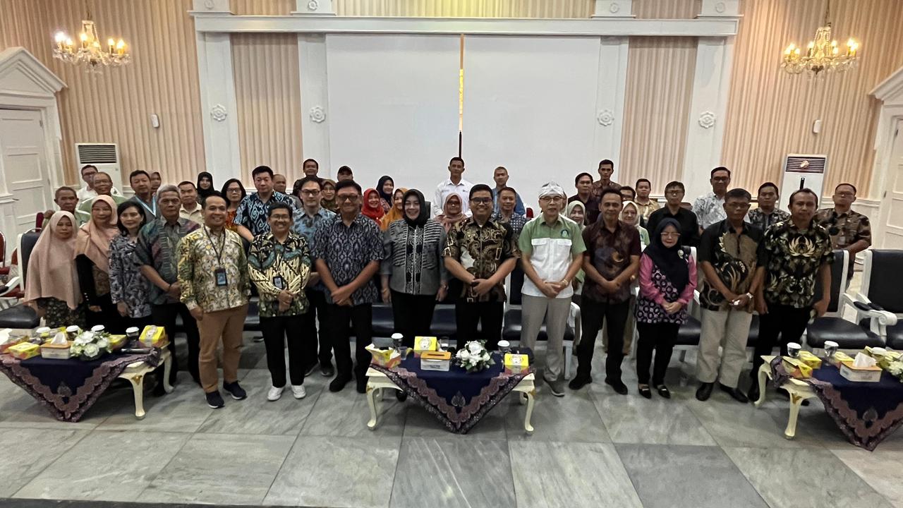 Penerimaan penghargaaan Swasti Saba Kota Sehat yang diraih Kota Bogor.