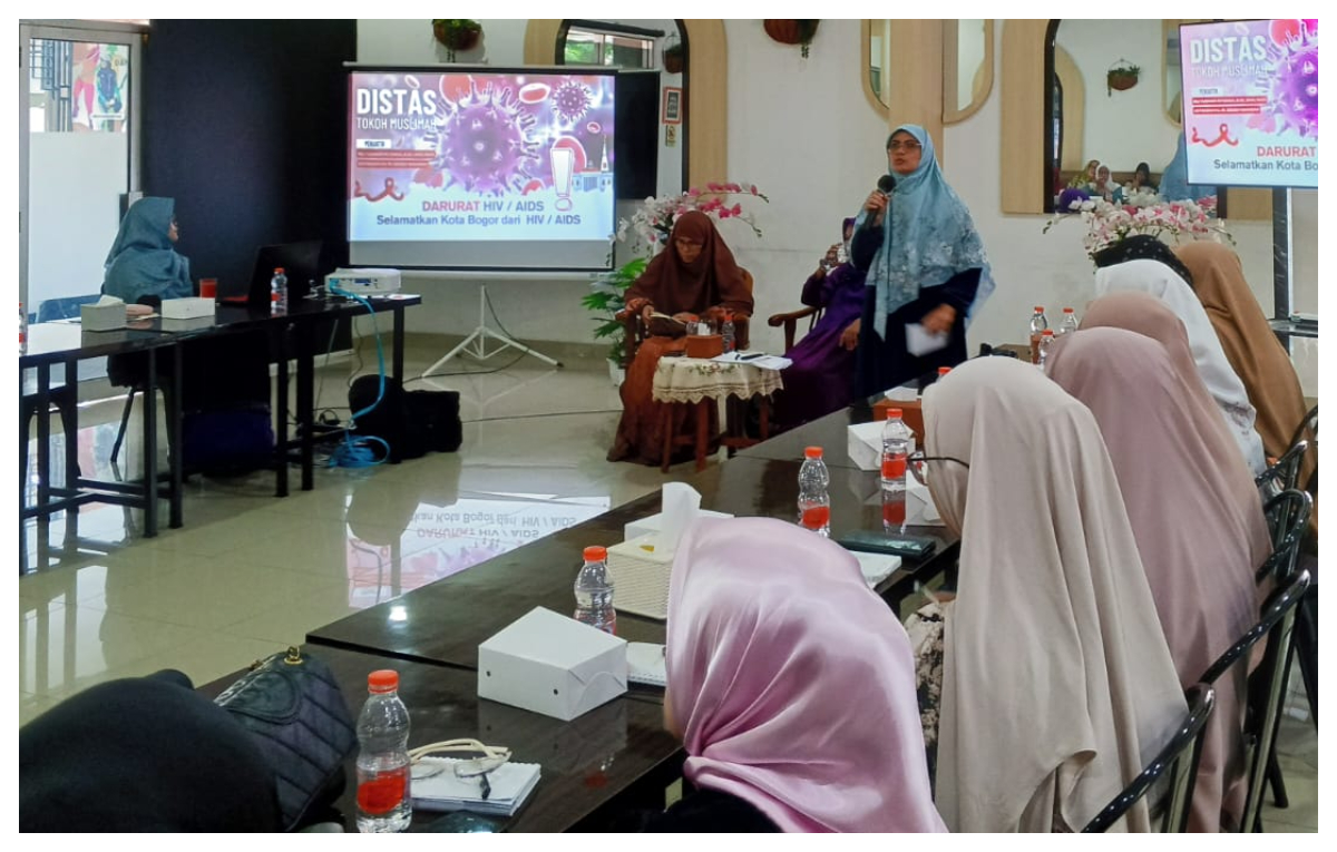 Muslimah Peduli Bogor (MPB) saat menggelar Diskusi Tokoh Muslimah Kota Bogor dengan tema Darurat HIV/AIDS, Selamatkan Kota Bogor dari HIV/AIDS.