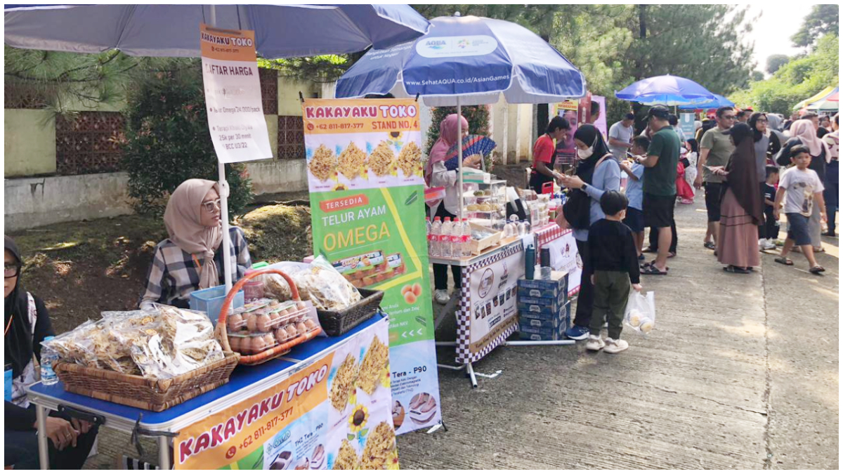 Kemeriahan bazar UMKM di kawasan Perumahan Bukit Cimanggu City Kota Bogor.