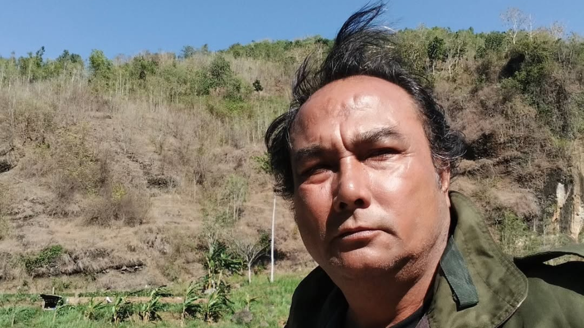 Eks Vokalis&nbsp;Edane dan Elpamas,&nbsp;Ecky Lamoh dikabarkan meninggal.