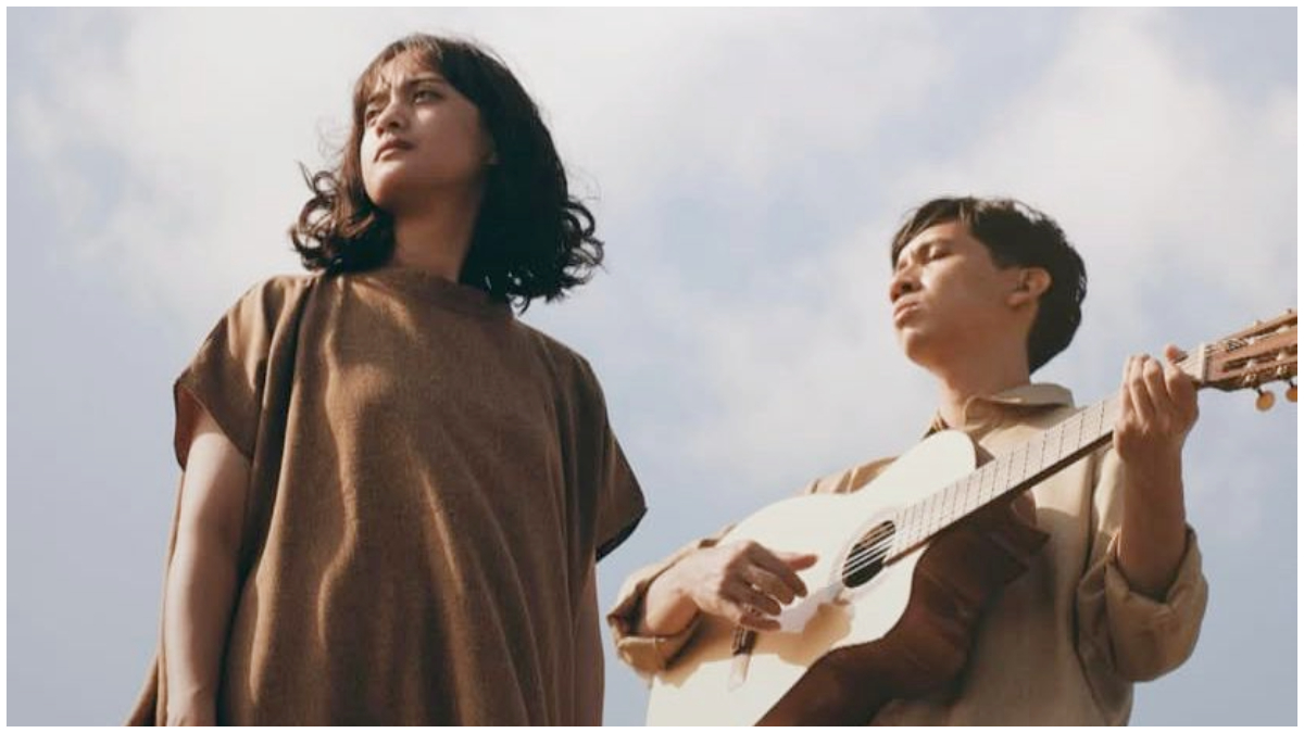 Sasha dan Ananda Badudu, Personel dari Banda Neira