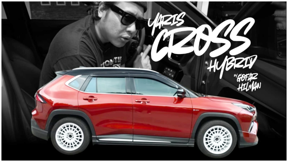 Influencer otomotif&nbsp;Gofar Hilman mereview&nbsp;Toyota Yaris Cross Hybrid 2023.