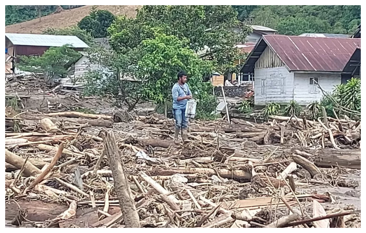 Kondisi banjir di Kabupaten Aceh Tengah, Provinsi Aceh.