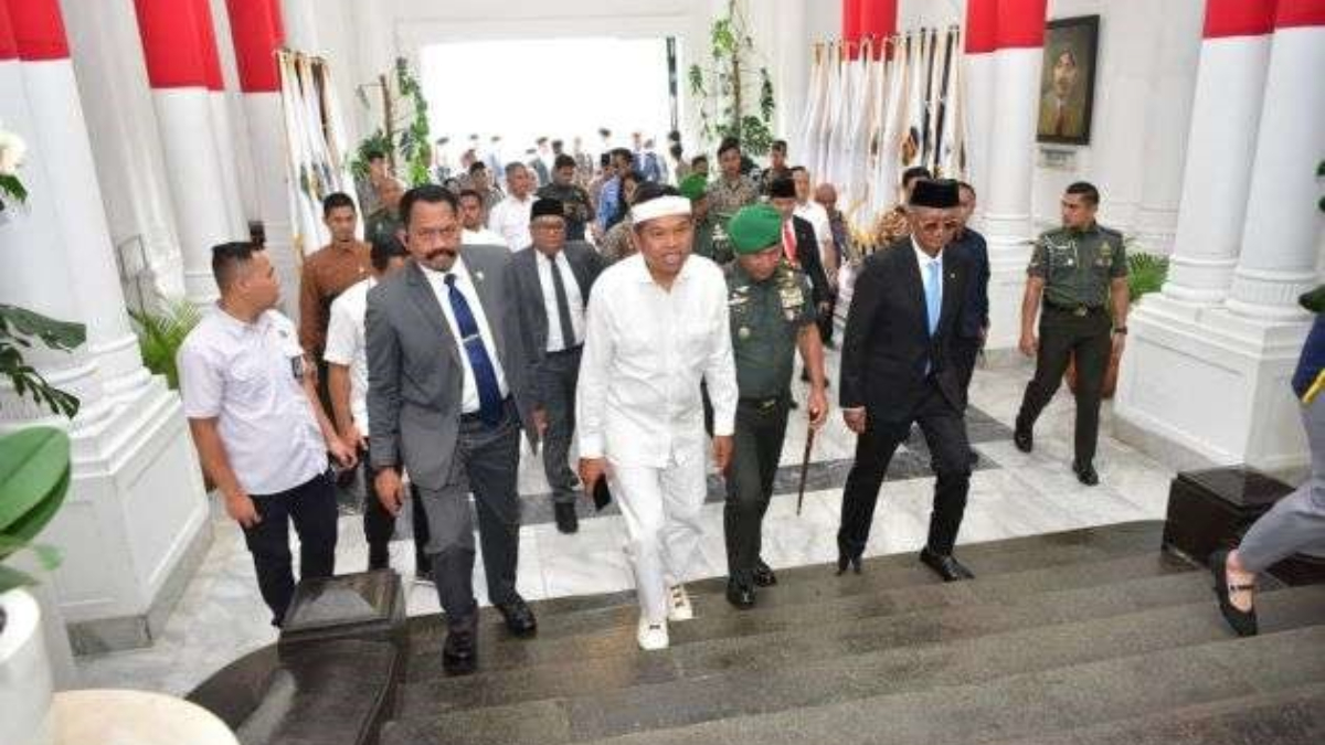 Gubernur Jawa Barat Dedi Mulyadi dalam acara penandatanganan kerja sama antara Pemdaprov Jabar dan PTPN I Regional 2
