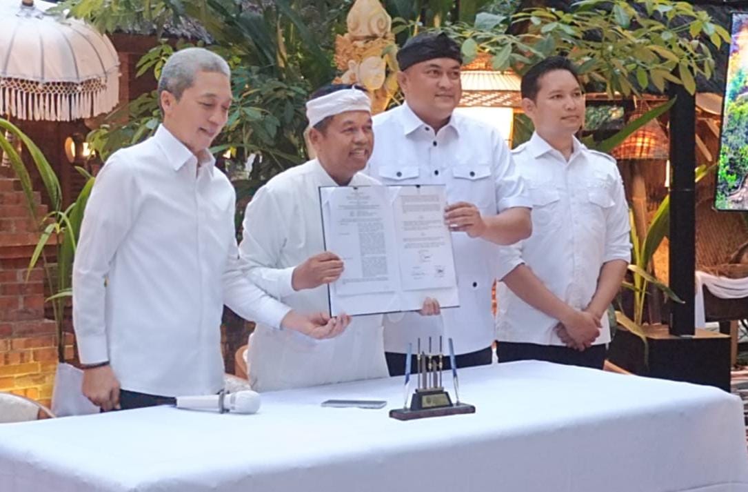 Rapat Koordinasi Terbatas: Bupati Bogor Rudy Susmanto bersama Gubernur Jabar, Dedi Mulyadi di Lembur Pakuan, Kabupaten Subang.