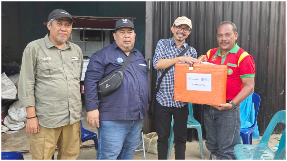ANTAM menyalurkan bantuan kemanusiaan ke berbagai wilayah di Sumatera.