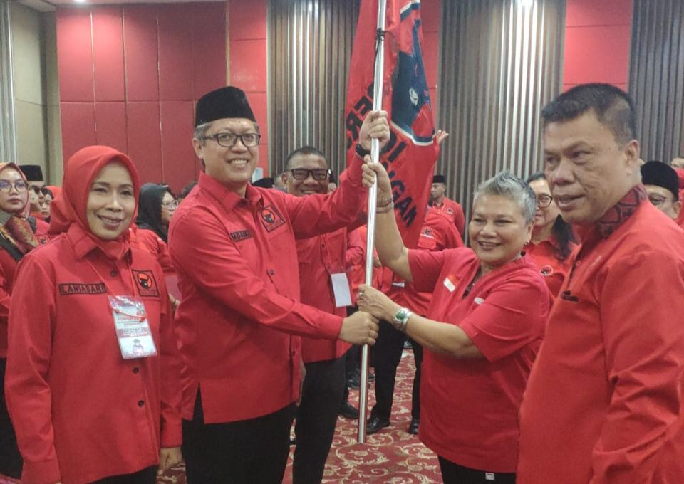 Dadang Iskandar kembali dipercaya menjabat sebagai Ketua DPC PDI Perjuangan Kota Bogor.