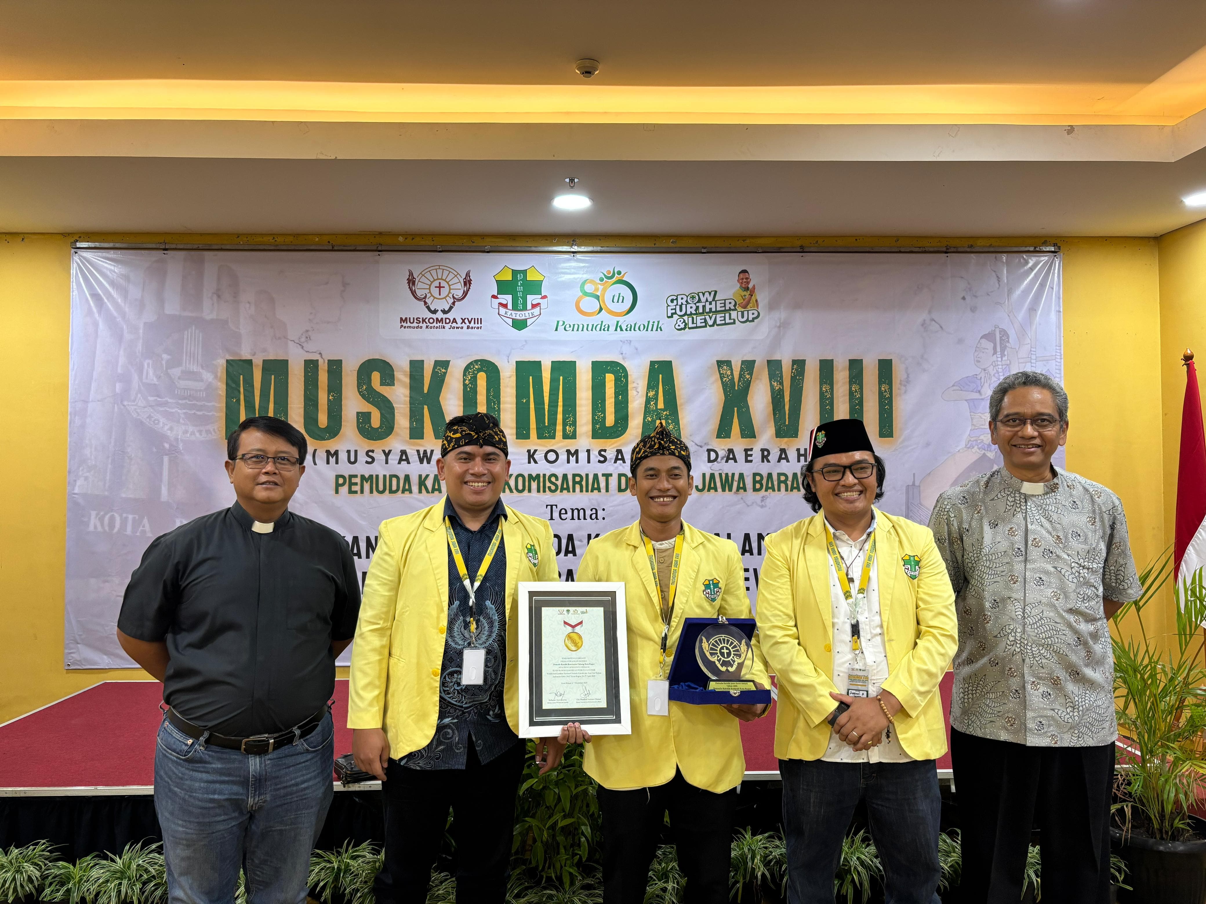 Pemuda Katolik Kota Bogor mencatatkan prestasi membanggakan dengan meraih dua penghargaan sekaligus dalam ajang Pemuda Katolik.