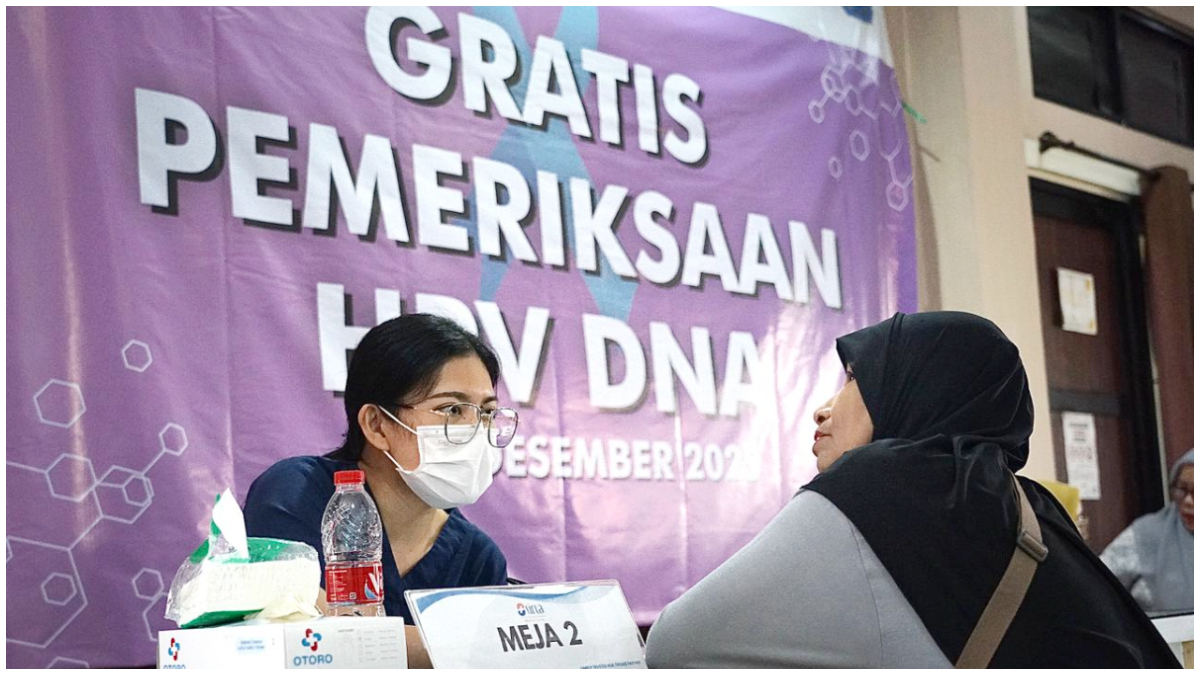 Pelaksanaan deteksi dini kanker serviks melalui pemeriksaan HPV-DNA di Kantor Kecamatan Tanah Sareal.