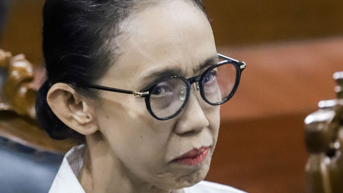 Nany Widjaja saat hadir di Pengadilan Negeri Surabaya, beberapa waktu lalu.
