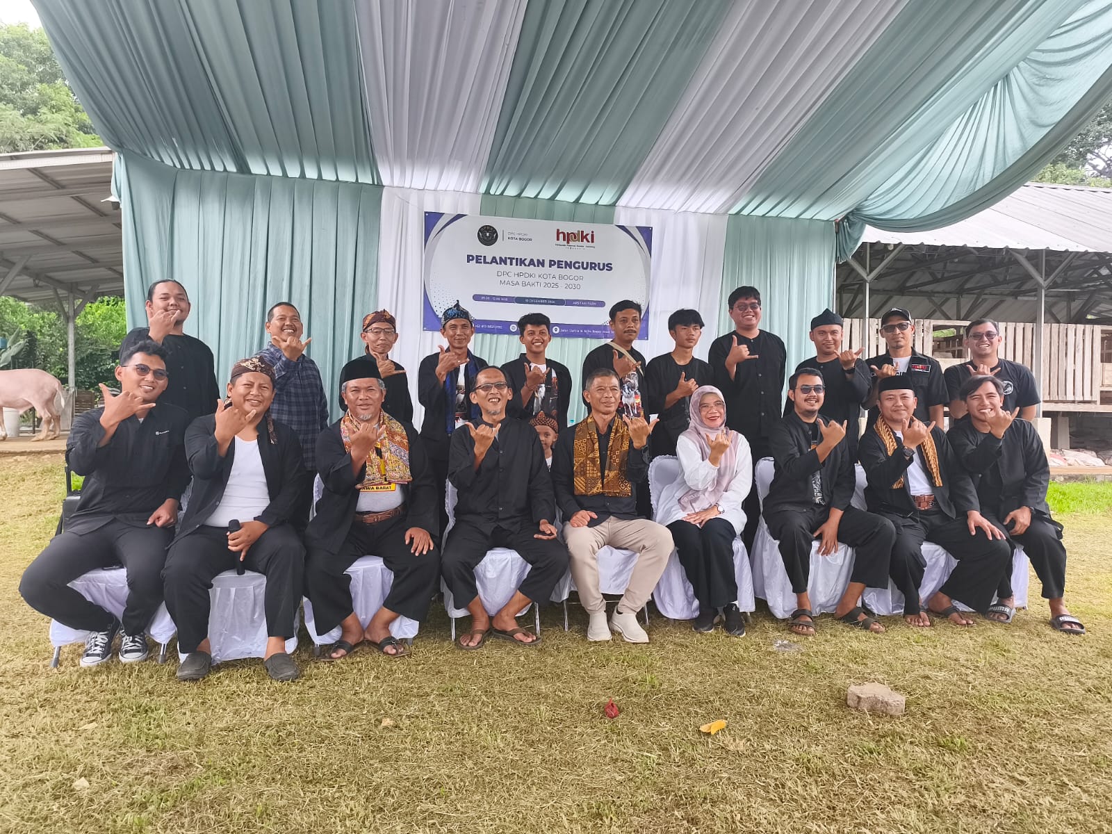 Pengurus DPC HPDKI Kota Bogor menjalani pelantikan.