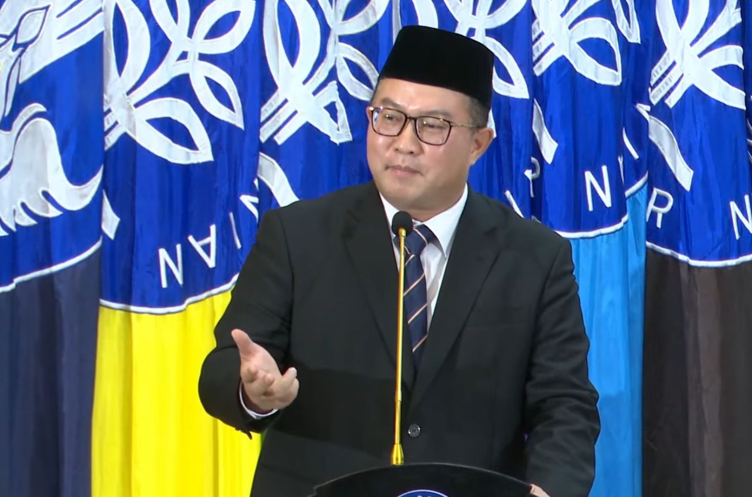 Prof Arif Satria resmi melepas jabatannya sebagai Rektor IPB University, Kamis 11 Desember 2025.
