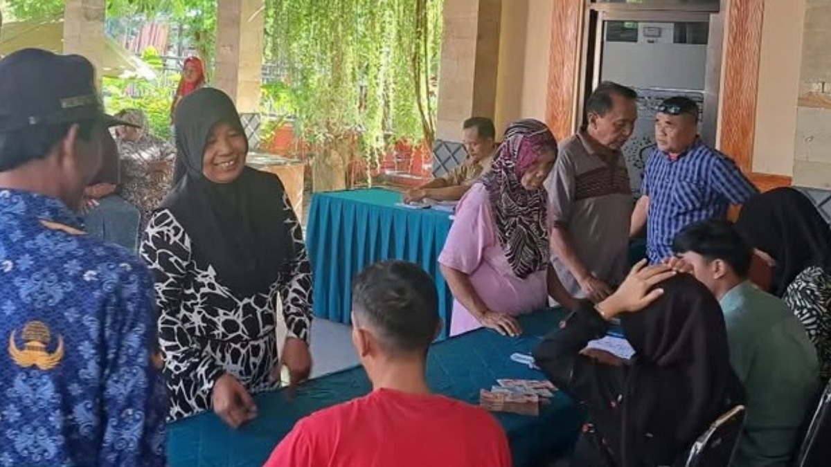 ilustrasi pencairan dana bansos Rp600 Ribu.
