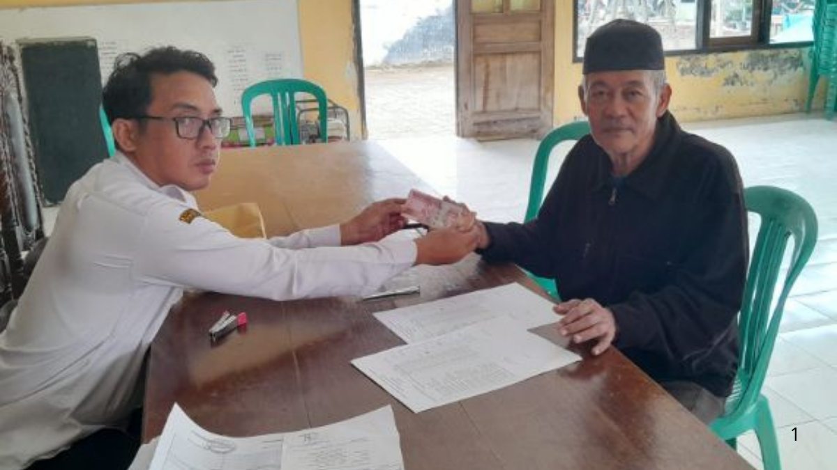 Penerima bantuan sosial bagi KPM yang kurang mampu