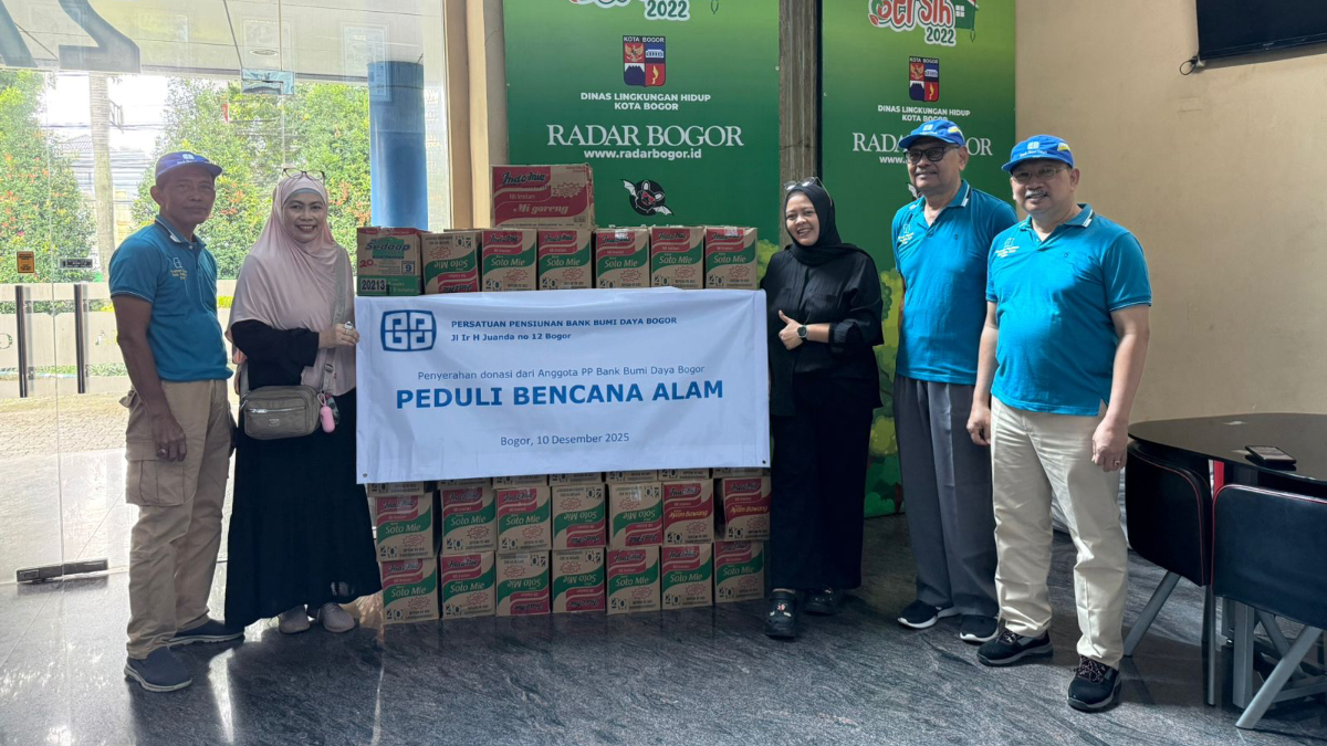 PP Bank Bumi Daya Bogor salurkan bantuan korban bencana alam di Sumatra.