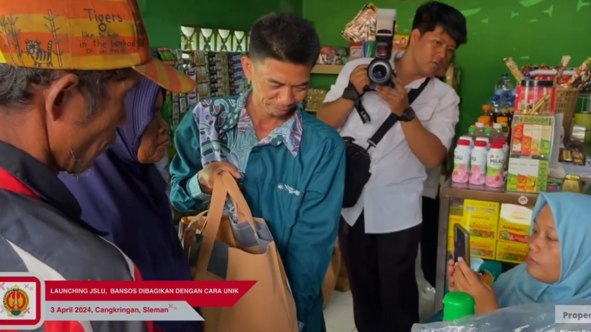 Ilustrasi penyaluran bansos pangan