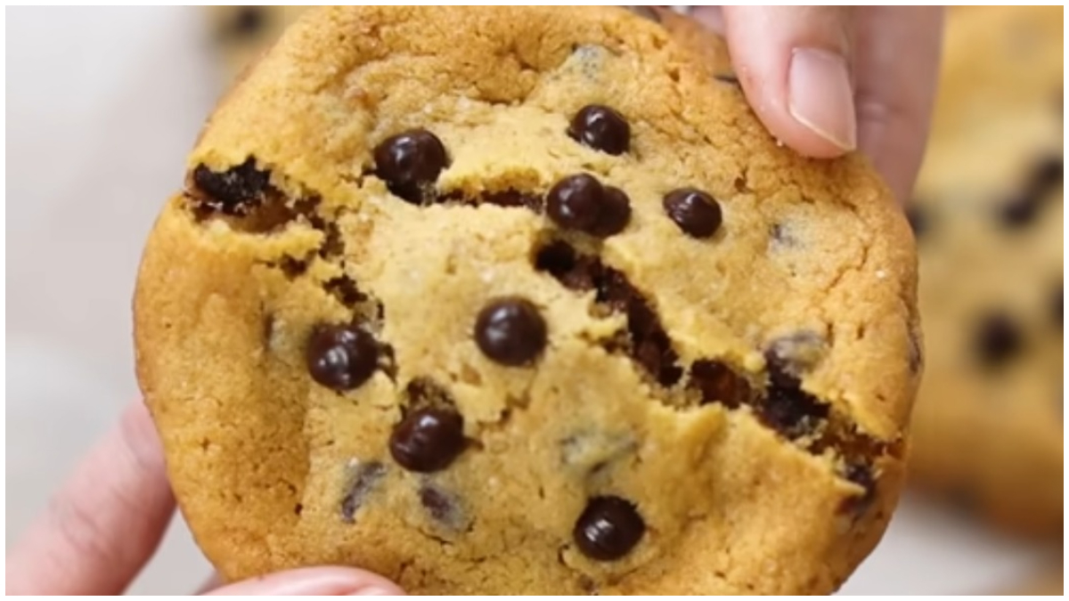 Tampilan Chocolate Cookies yang cocok disajikan saat Nalat.