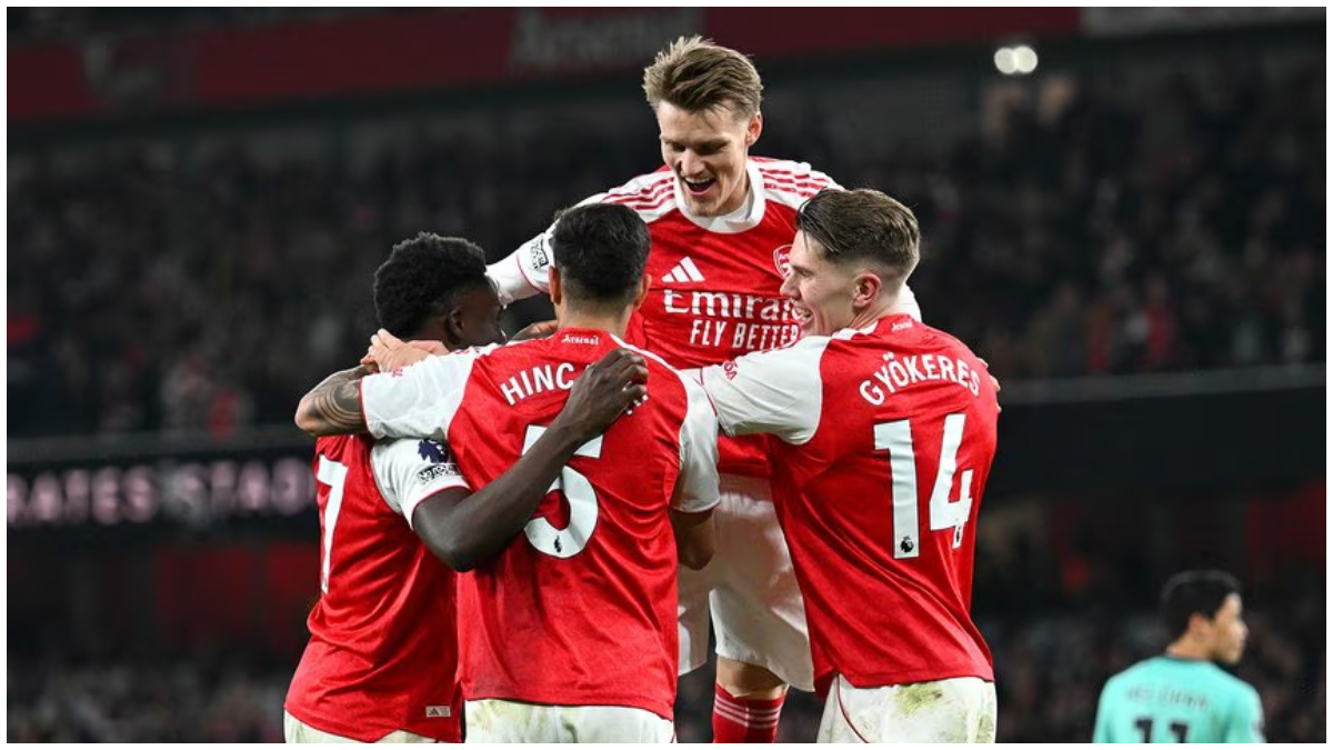 Selebrasi pemain Arsenal usai menjebol gawang Wolves