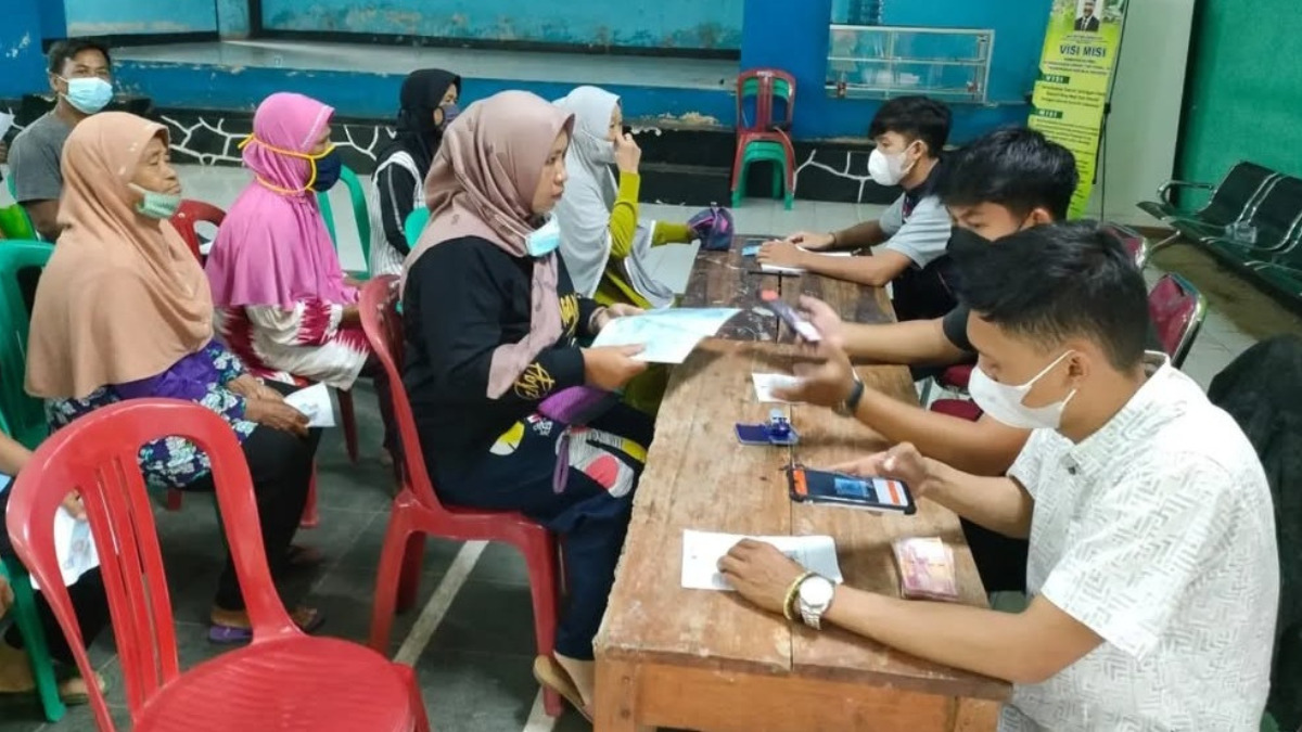 Ilustrasi. Penyaluran bansos BPNT dan BLT Kesra.