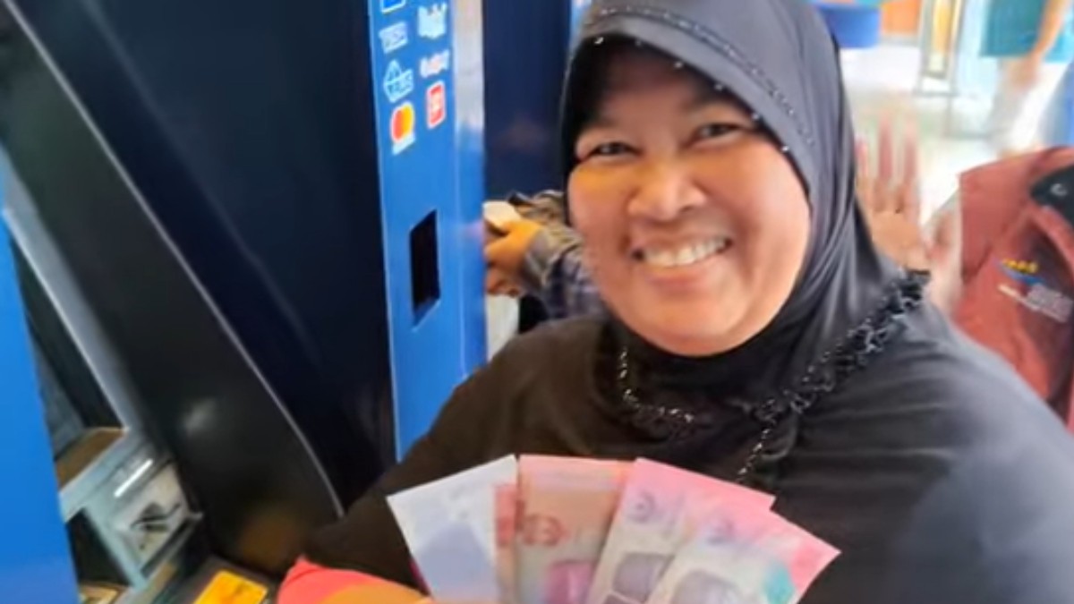 Ilustrasi penyaluran bansos lewat KKS BNI