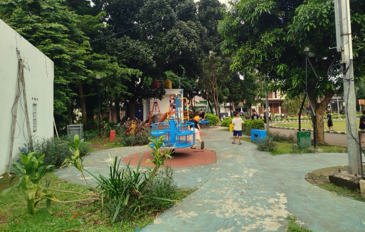 RTH Publik Taman Lapangan Kresna yang bermanfaat bagi children playground sekaligus media edu wisata bagi masyarakat Kota Bogor dan sekitarnya.