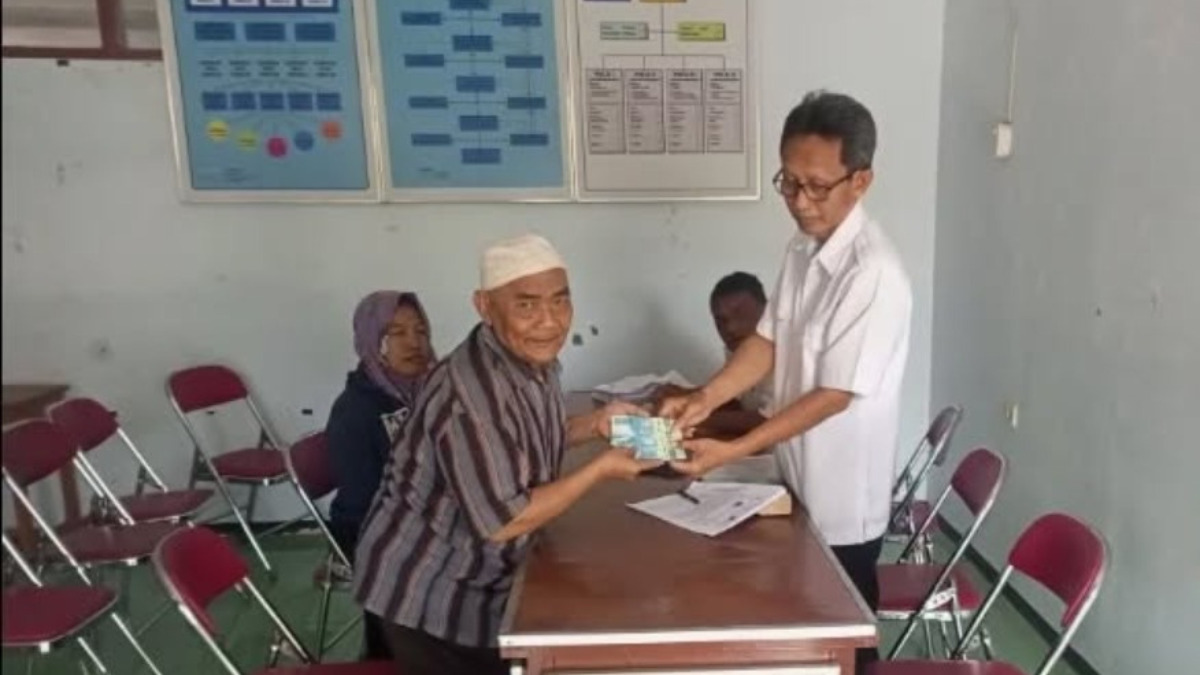 Ilustrasi. KPM bansos pemegang KKS.