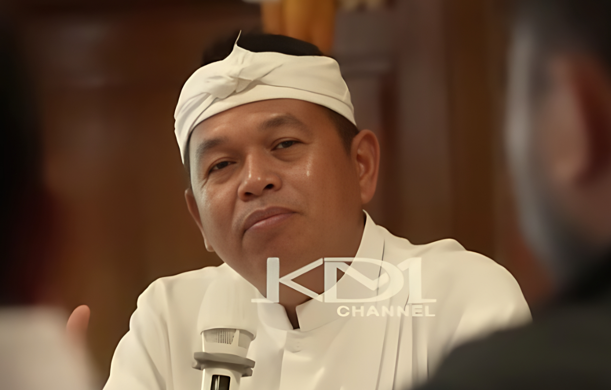 Gubernur Jawa Barat, Dedi Mulyadi saat memberikan arahan terkait kenaikan upah.