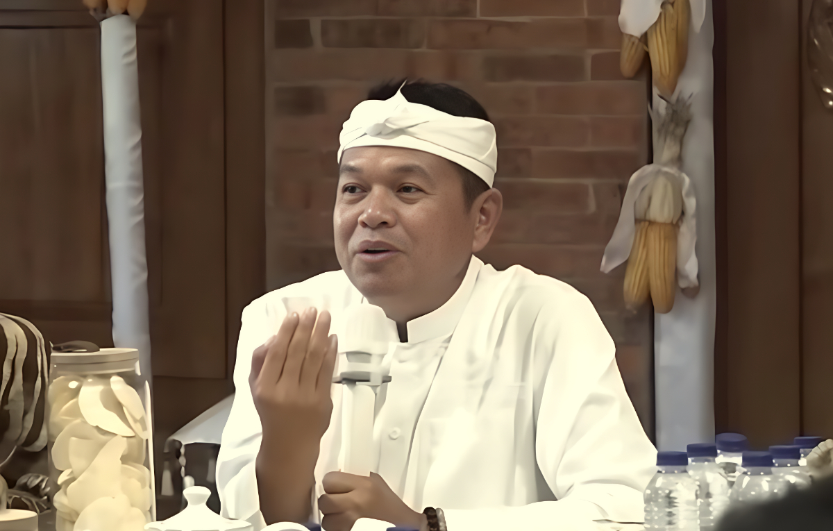 Gubernur Jawa Barat, Dedi Mulyadi tim ahli Pemkab Bekasi dan Pemprov Jabar membahas soal UMSK.