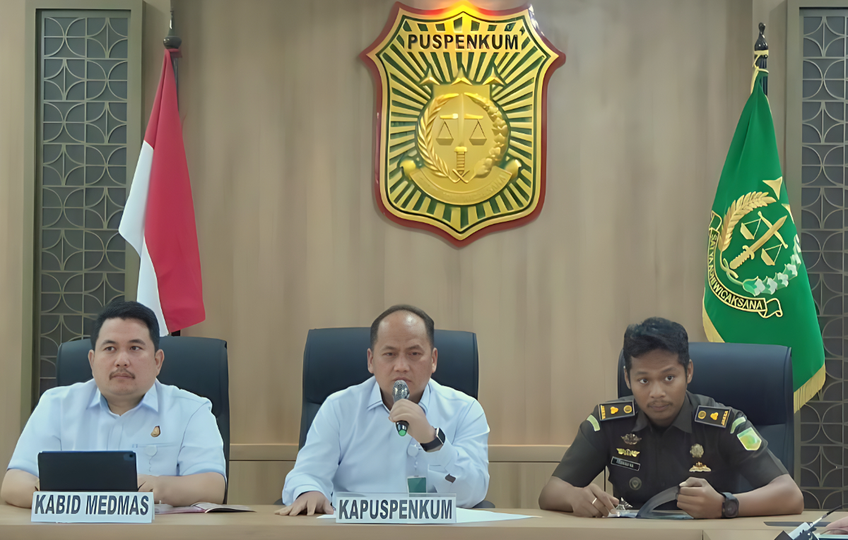 Kapuspenkum Kejagung, Anang Supriatna saat memberikan keterangan,&nbsp;Rabu 31 Desember 2025.