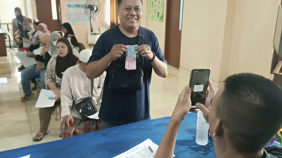Ilustrasi penyaluran bansos reguler