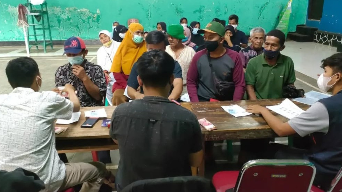 Ilustrasi penyaluran dana bantuan sosial atau bansos