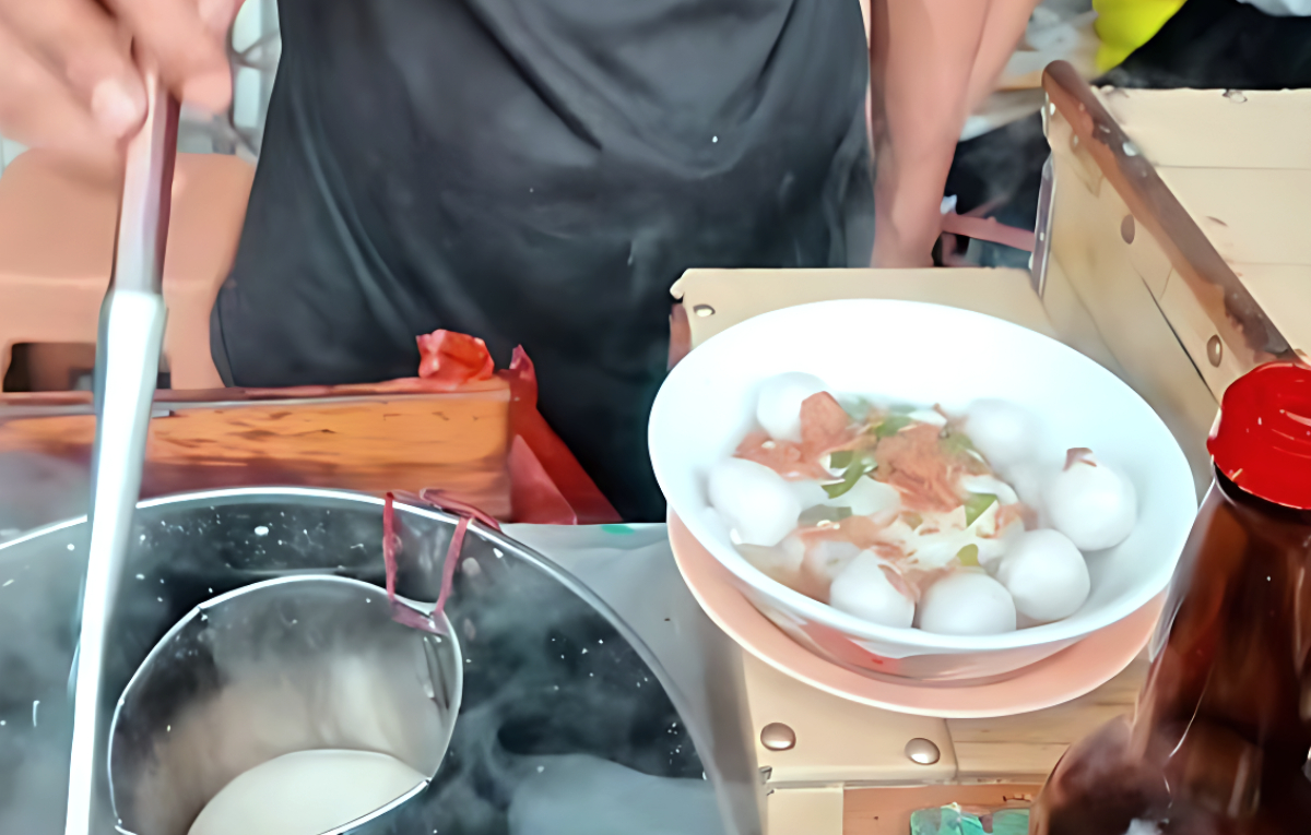 RAMAI : Bakso Bening