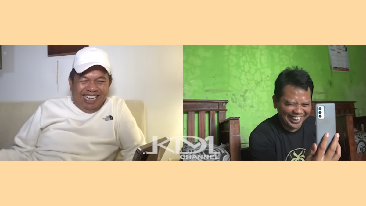 Gubernur Jawa Barat&nbsp;Dedi Mulyadi&nbsp;saat berbincang melalui video call bersama Saiful, pengemudi ojol yang juga buruh di Kabupaten Bekasi.&nbsp;