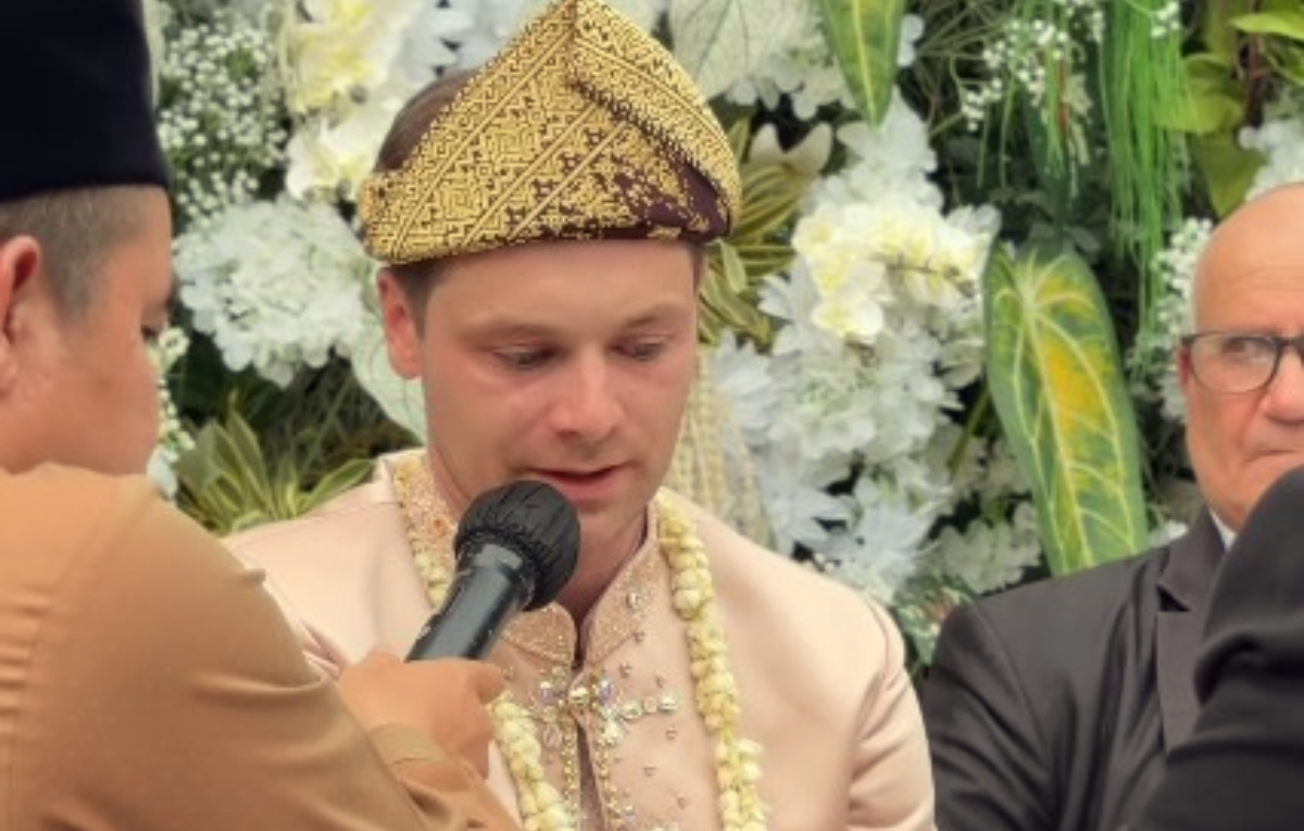 Viral akad nikah dengan mas kawin Rp12 Miliar lebih.