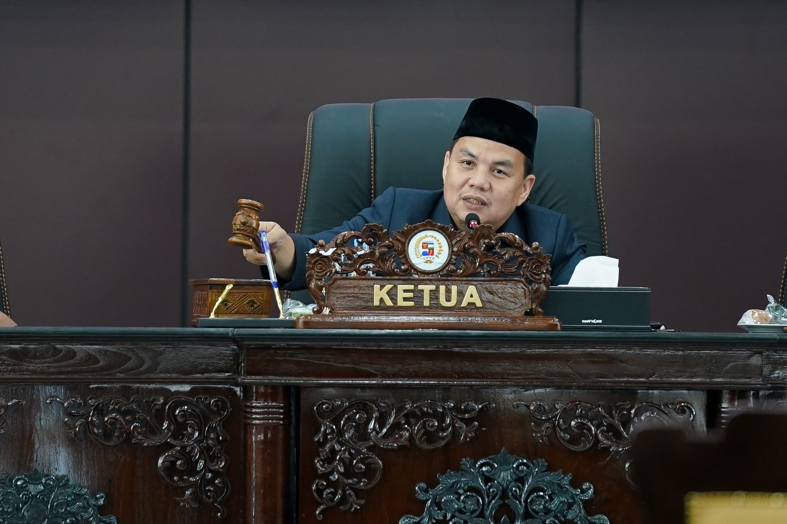 Ketua DPRD Kota Bogor, Adityawarman Adil, membuka Masa Sidang Kedua Tahun Sidang 2026.