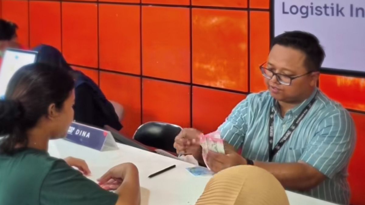 Ilutrasi pencairan bansos BLT Kesra Rp900 ribu