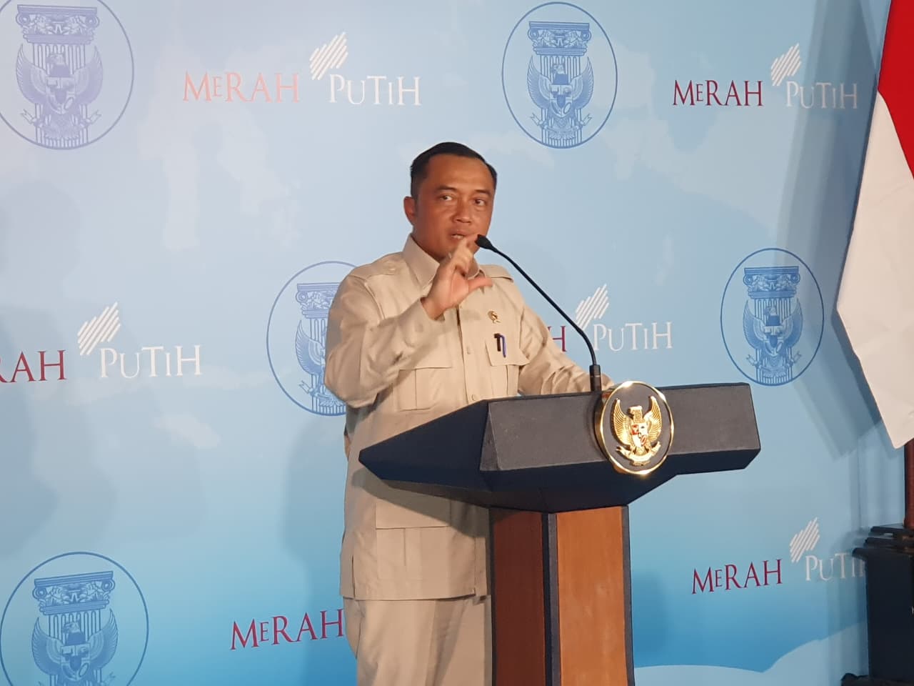 Mensesneg Prasetyo Hadi saat menyampaikan keterangan pers.
