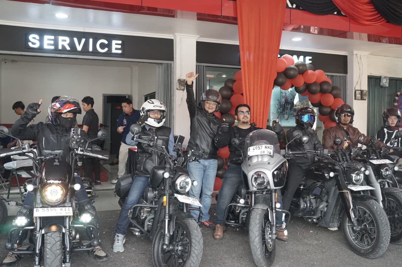 Dealer Utama QJMOTOR di Jalan Batu Tulis, Kecamatan Bogor Selatan diresmikan.