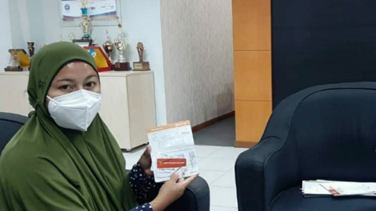Ilustrasi penyaluran bansos kepada KPM di tahun 2026
