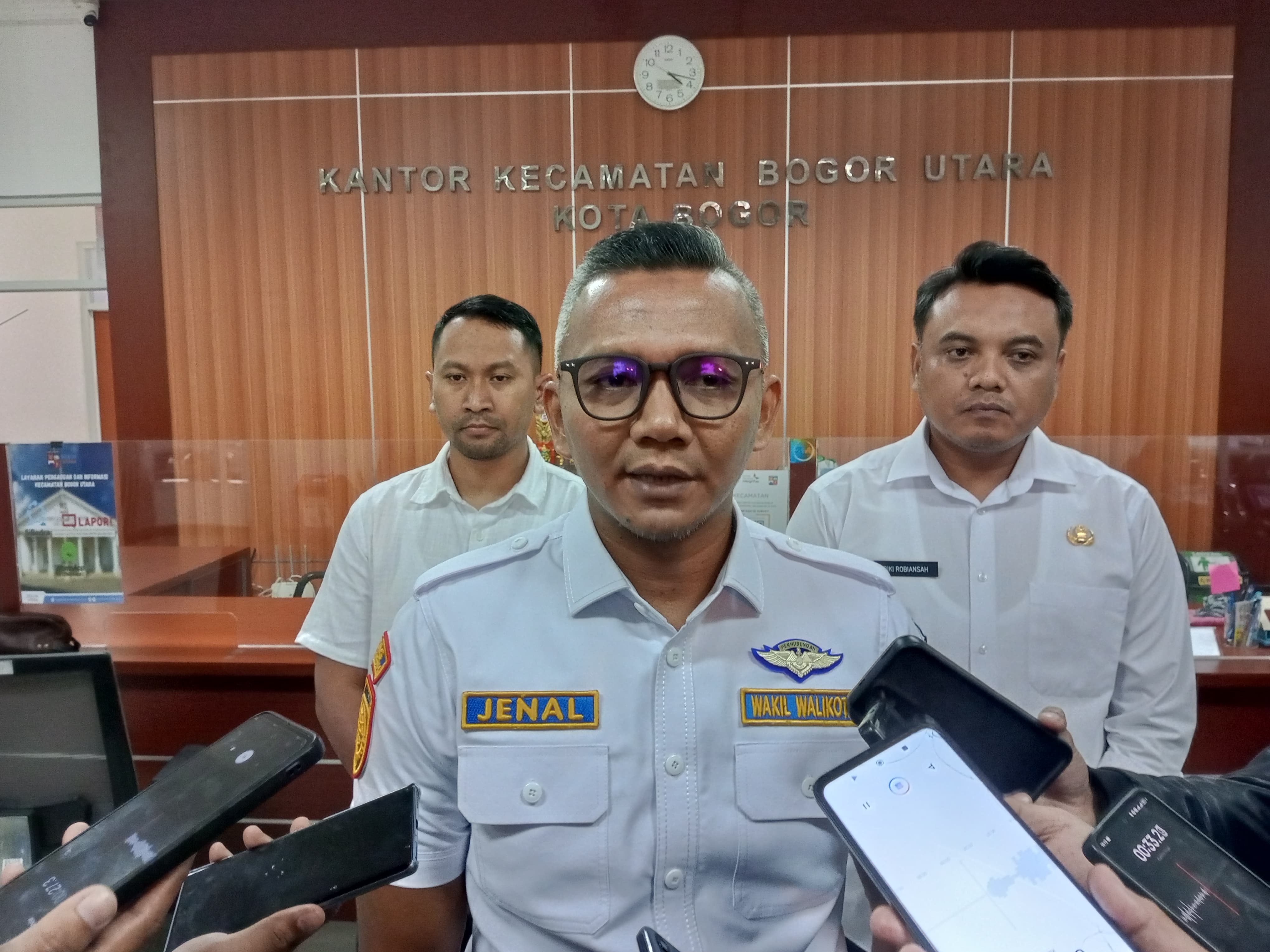 Wakil Wali Kota Bogor, Jenal Mutaqin.