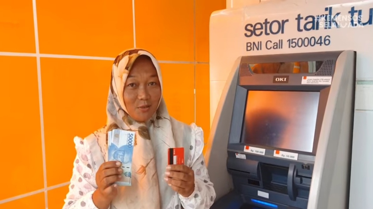 KPM mencairkan bansos melalui ATM bank Himbara