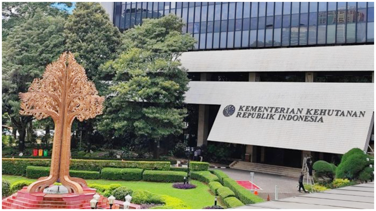 Kantor Kemenhut digeledah Penyidik Jampidus Kejagung.