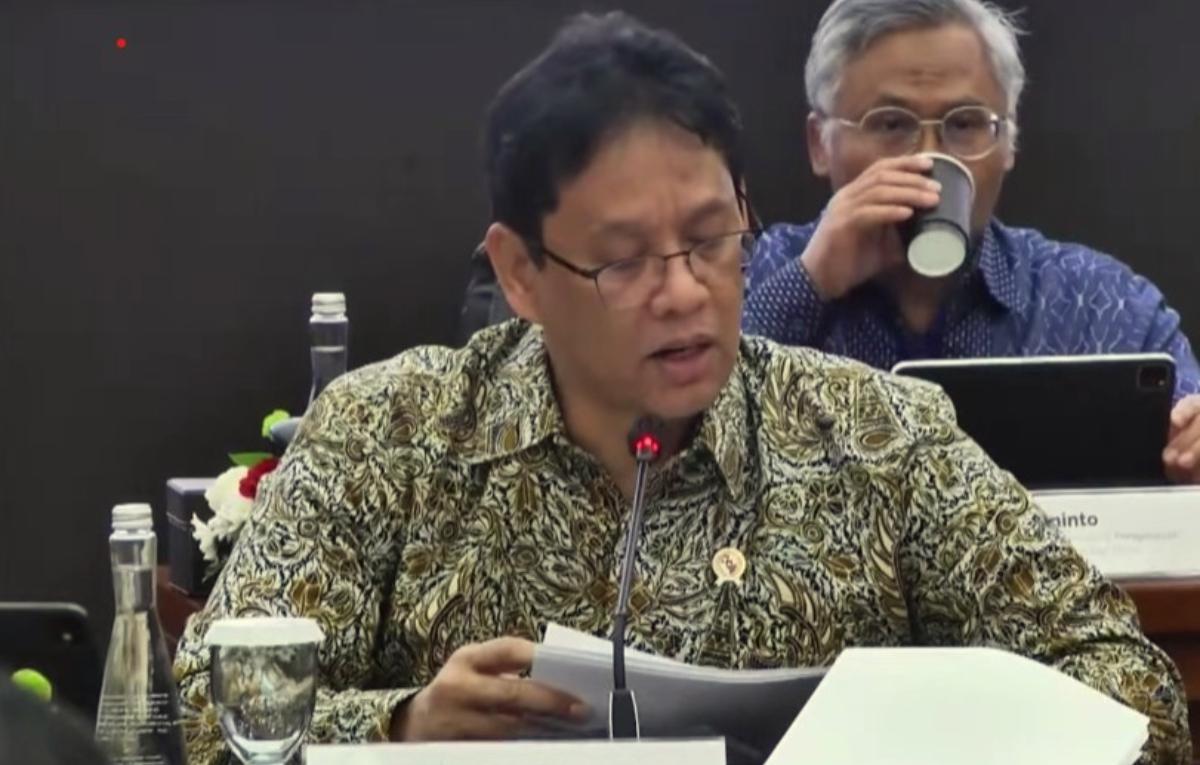 SERIUS: Menkeu, Purbaya Yudhi Sadewa menjelaskan soal&nbsp;BLT hingga diskon transportasi, Kamis (8/1/2026).
