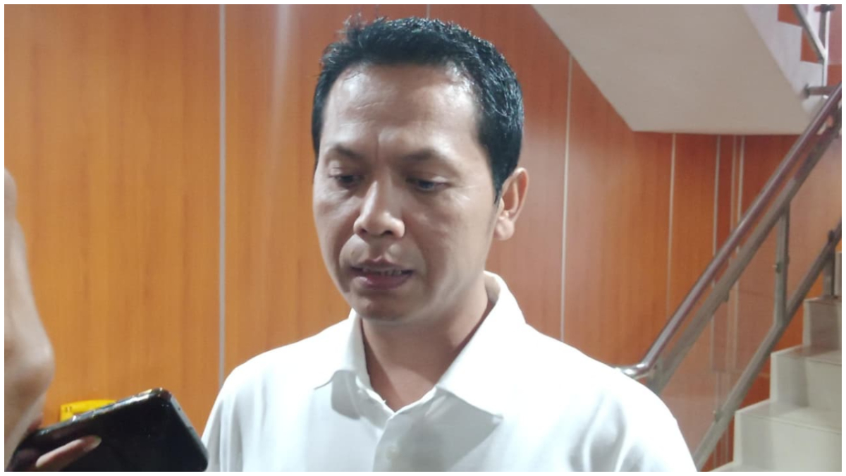 Ketua Komisi III DPRD Kabupaten Bogor, Aan Triana Al Muharom saat dimintai keterangan soal tunggakan pembayaran proyek.