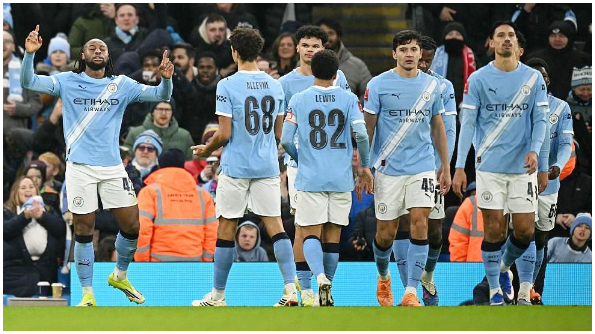 Selebrasi pemain Manchester City setelah mencetak gol ke gawang Exeter City di Piala FA.