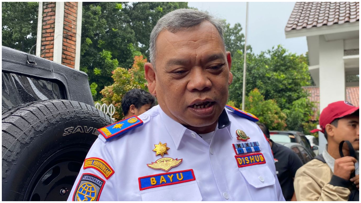 Kepala Dishub Kabupaten Bogor, Bayu Ramawanto saat dimintai keterangan soal bus gratis untuk mudik Lebaran.