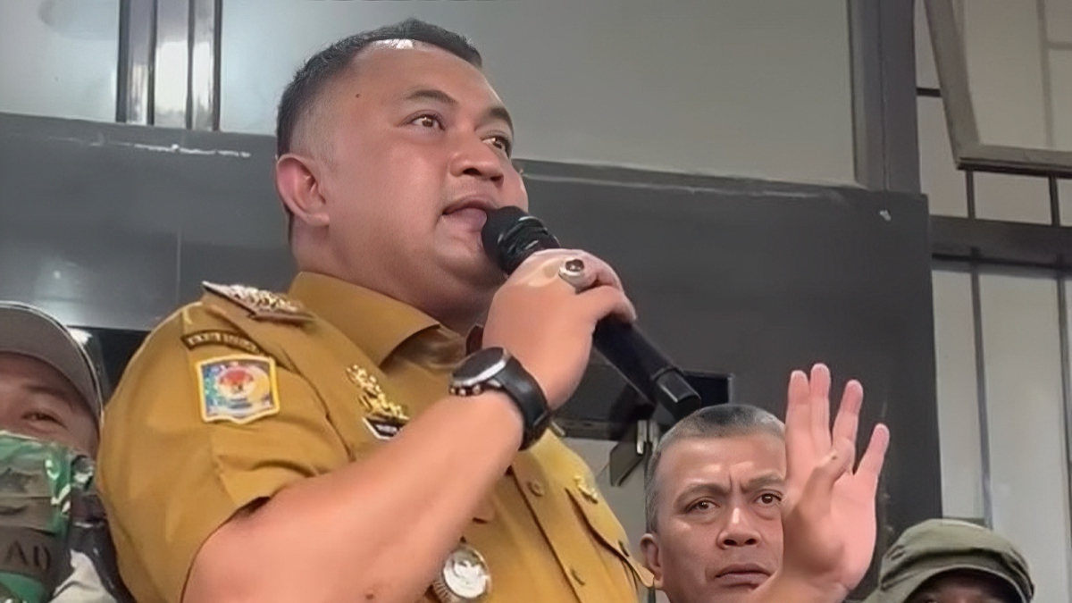 Bupati Bogor Rudy Susmanto saat menemui warga dari beberapa kecamatan di wilayah Bogor Barat